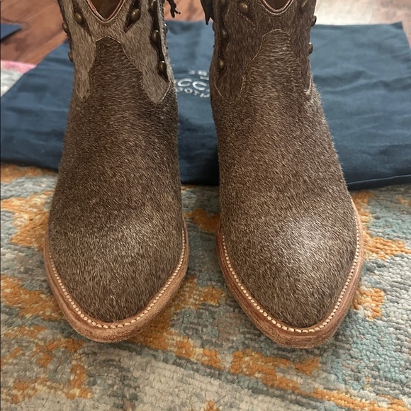 Lucchese Women’s Demi GY7522.V4 Hair-On Calf Short Western Boots – Size 6 B - Picture 5 of 7